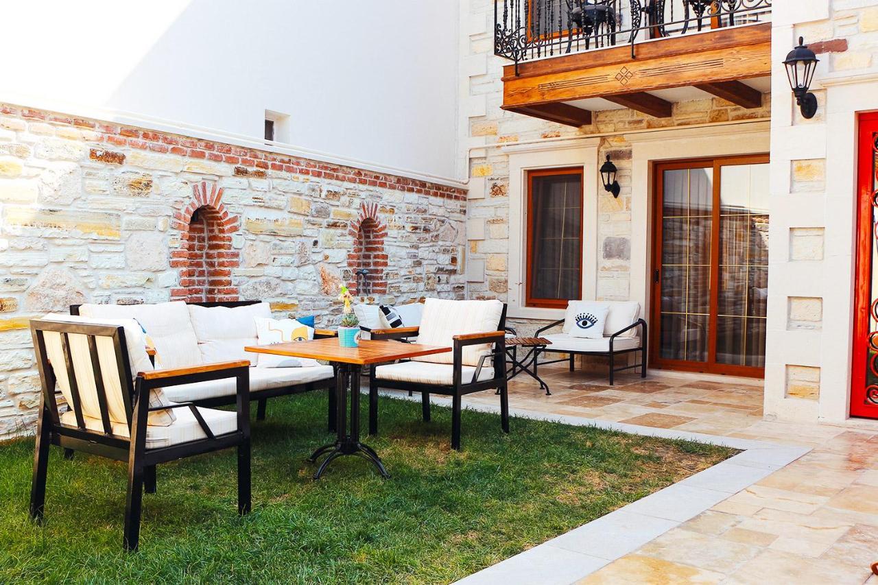 Sinem Hanim Konagi Boutique Hotel Yenifoca Exterior photo